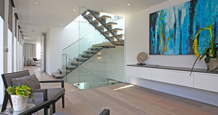 classic-luxury-glass-staircase-designers-decorators-contractors-delhi-gurgaon-india